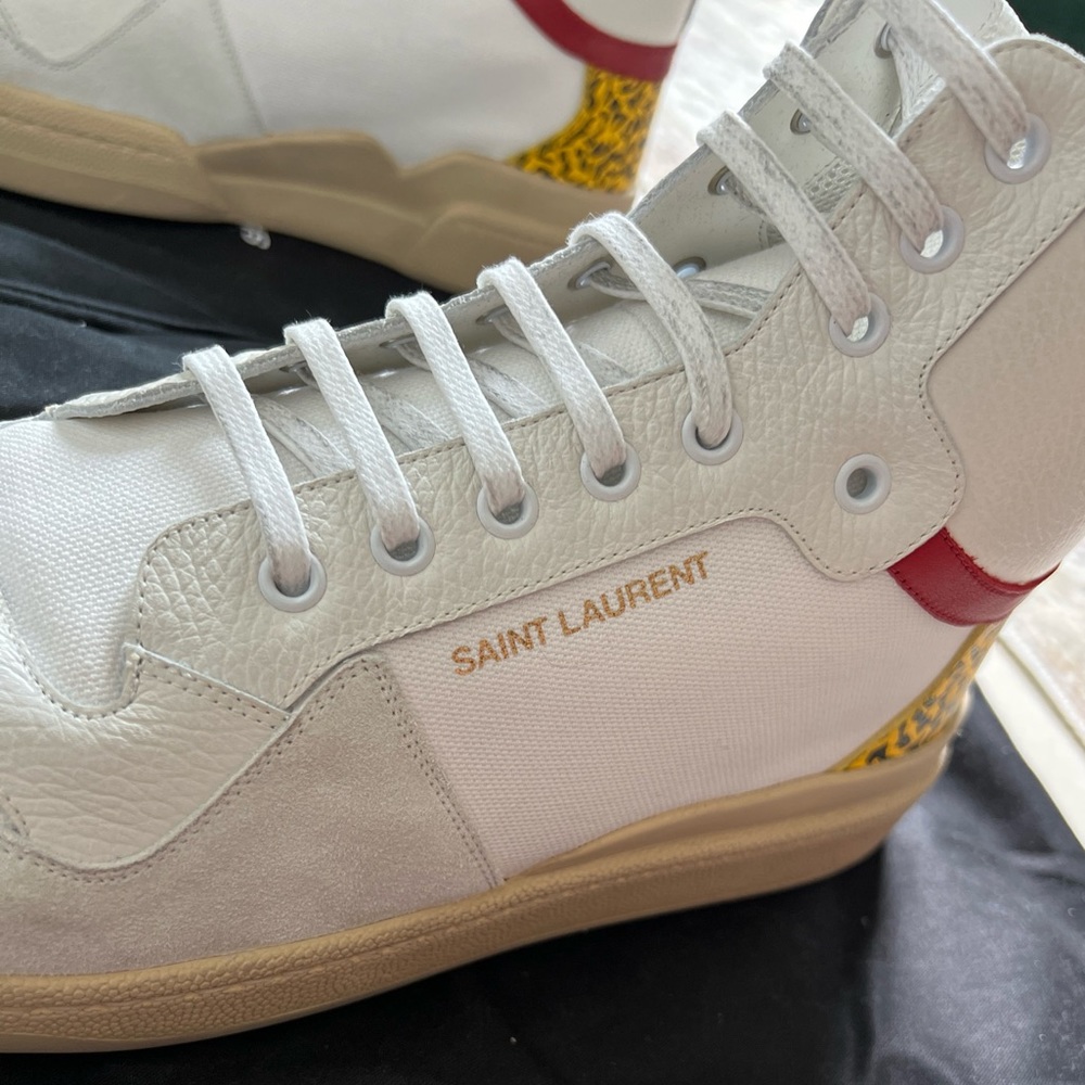 BRAND NEW Saint Laurent S/L 24 SIZE EU44 / US11 - Picture 1 of 7
